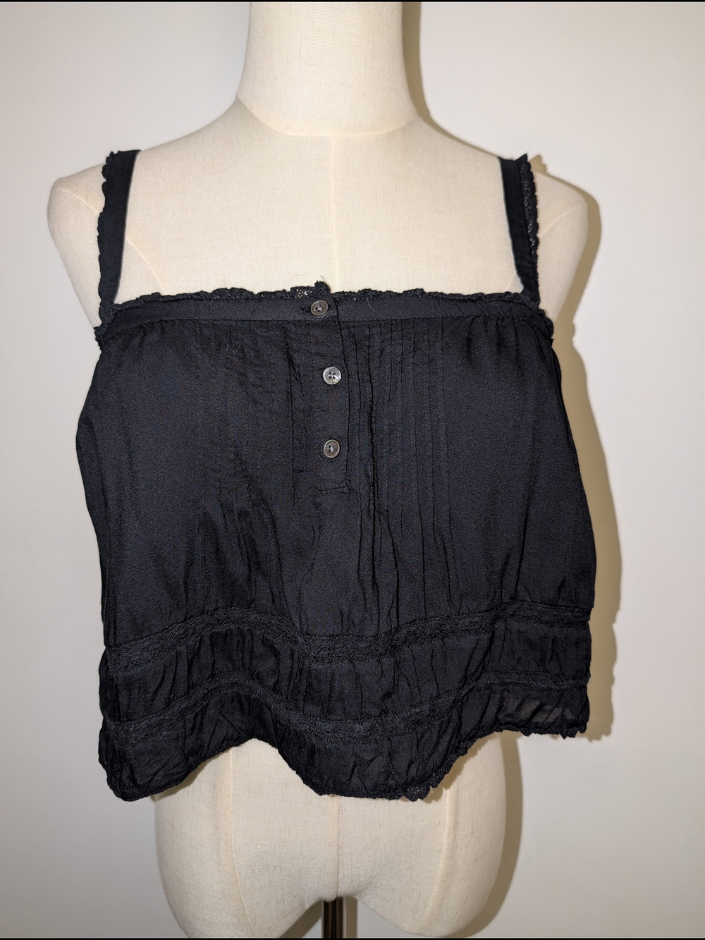 Wilfred Black Lace-Trim Cropped Tank